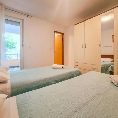 Appartement Tanja - Srd411 Maslenica